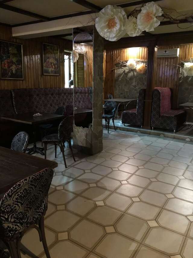 Мини-отель Кафе-бар «у Дідуся» Zolotonosha-3